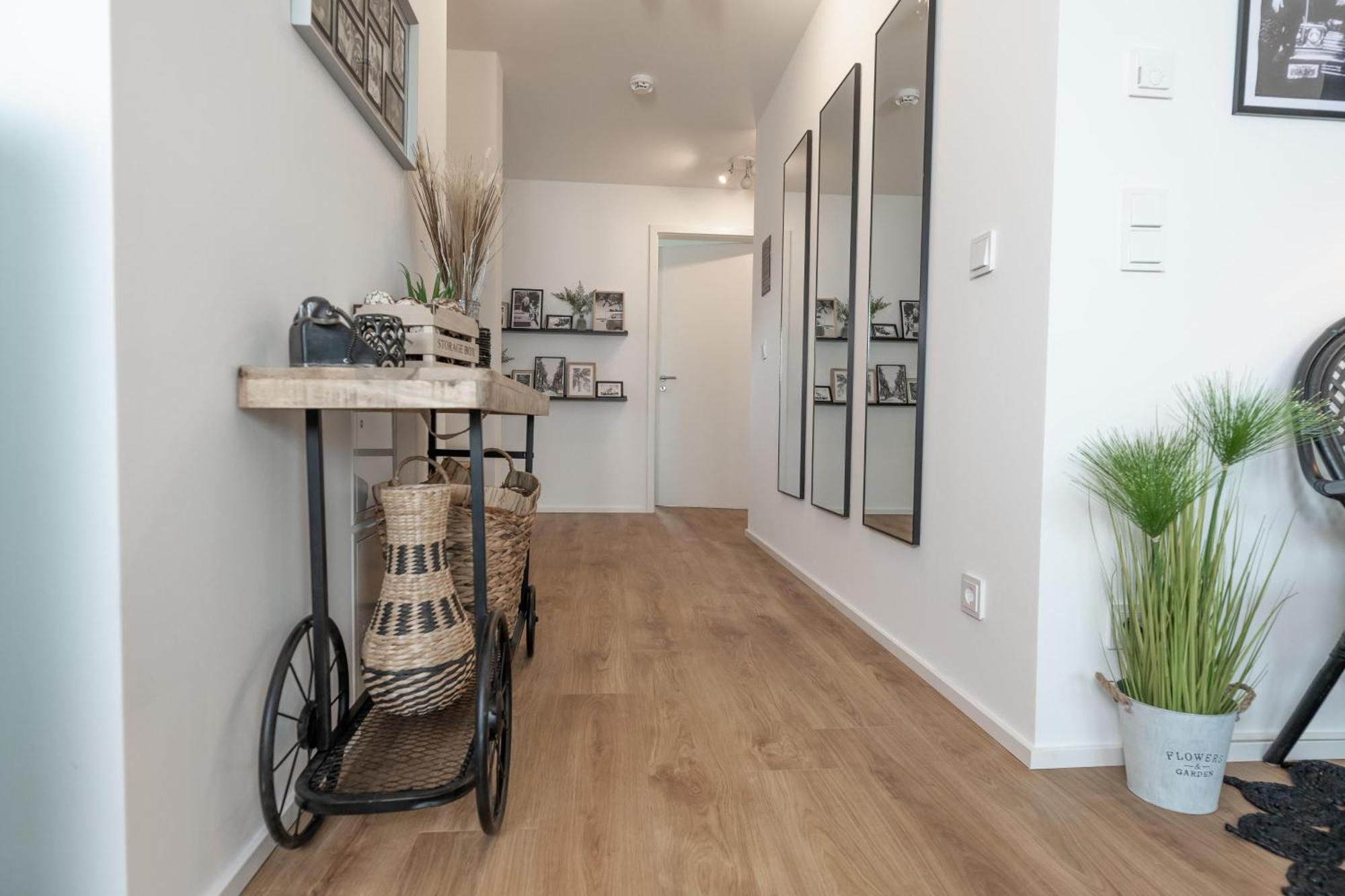 Hollywood Lounge Apartment ออลเพนิทซ์ ภายนอก รูปภาพ