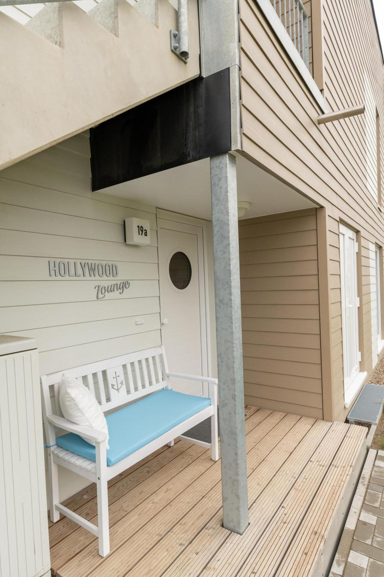 Hollywood Lounge Apartment ออลเพนิทซ์ ภายนอก รูปภาพ